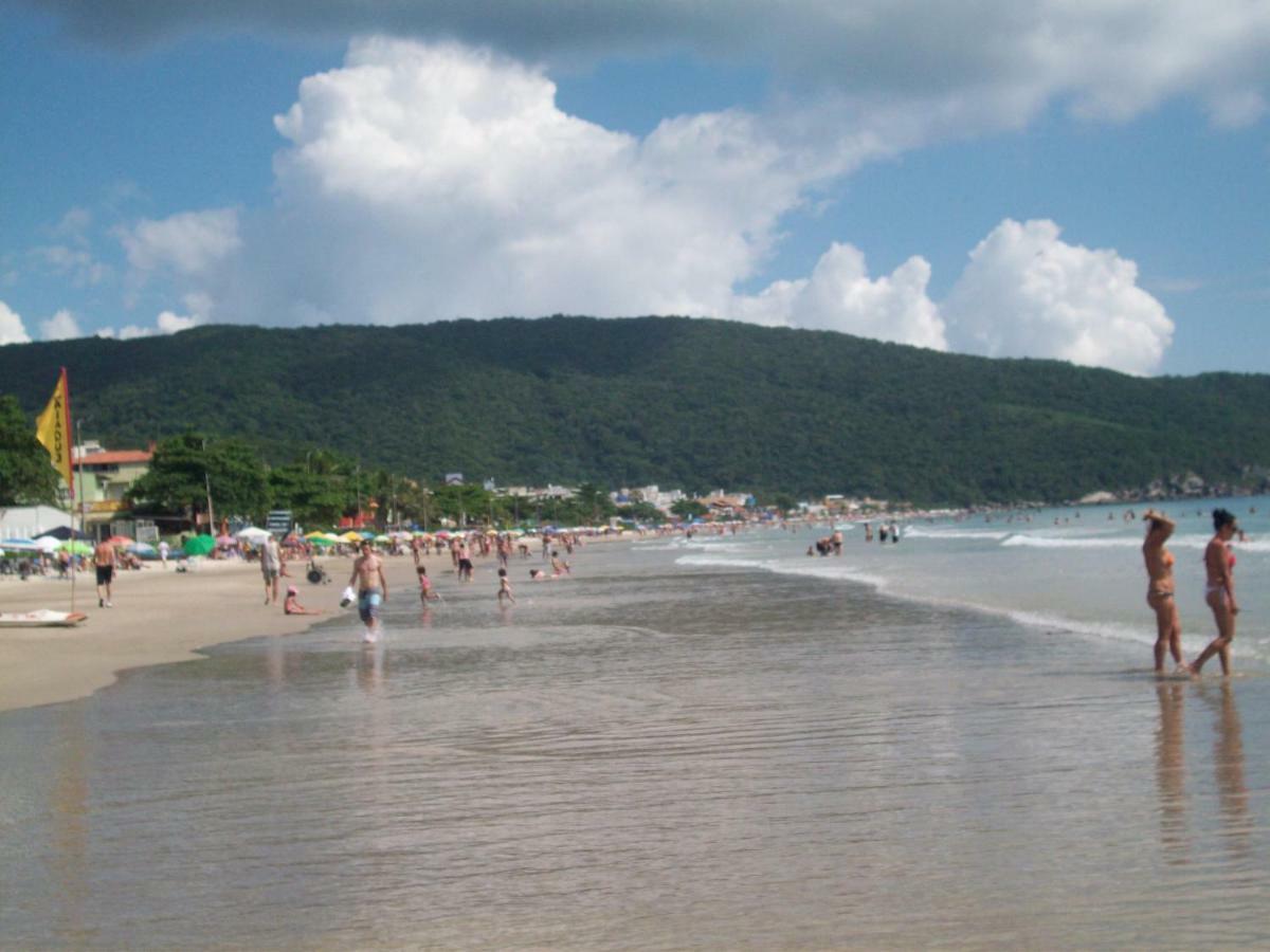 Apto 2 Quartos No Centro De Bombinhas, 130 Metros Praia 외부 사진